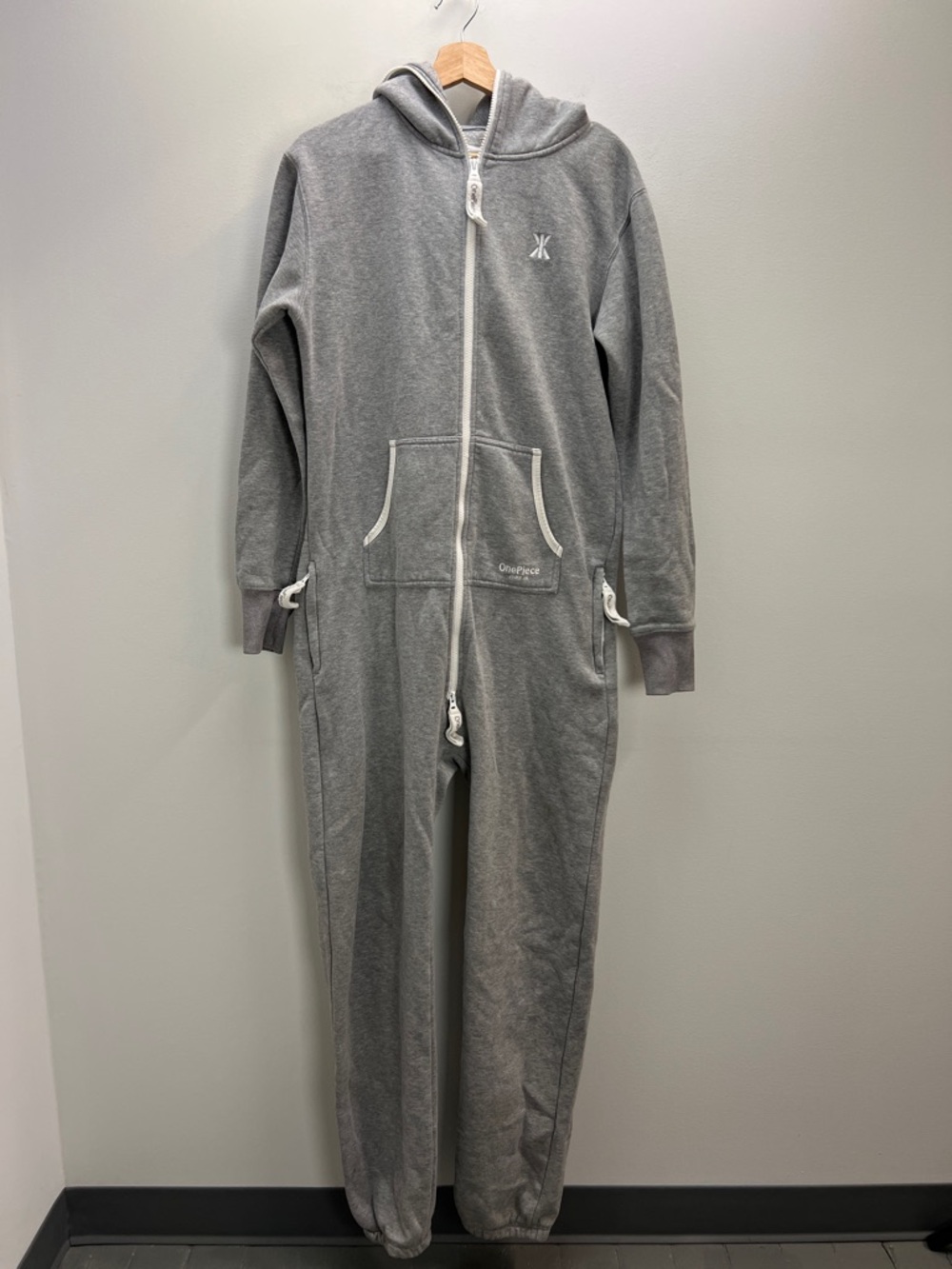 Onepiece The Norwegian Original Jumpsuit Gray Heather Mens Small Onesie Romper